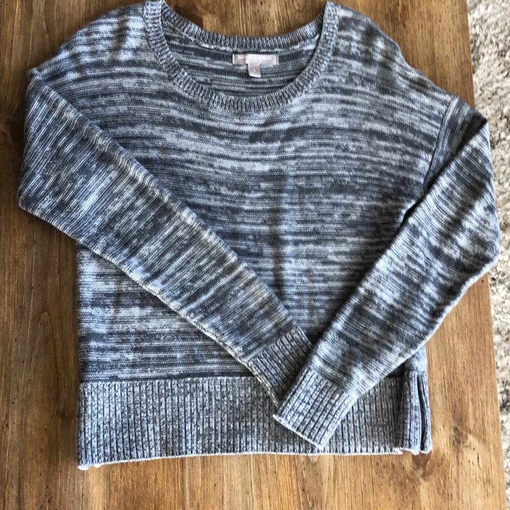 Banana Republic Gray Crop Sweater
